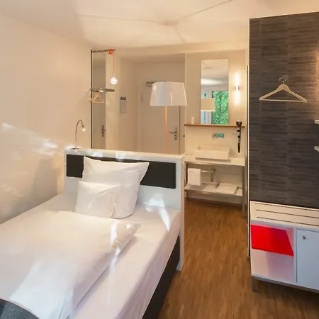V-hotel 4* 본